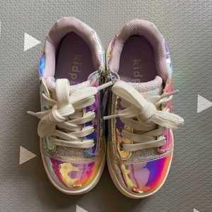 Kidpik Rainbow Girl sneakers! Size 10